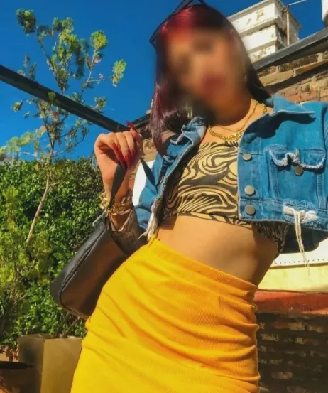 Montserrat, 21 años